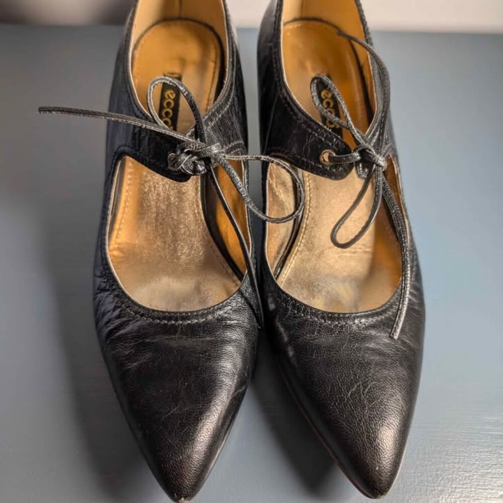 Ecco Mary Jane black Heel size 39